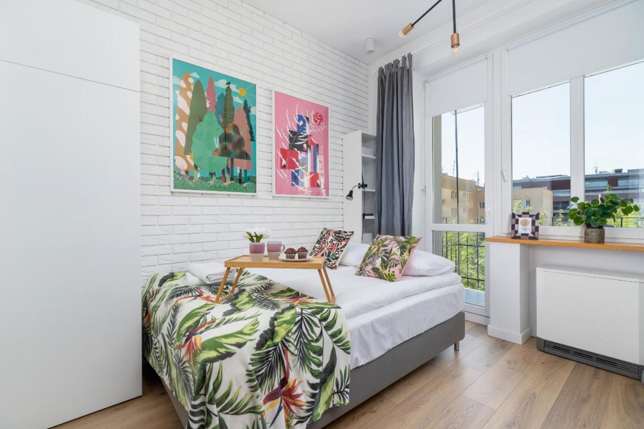 Solna Studio Cracow By Renters Apartament